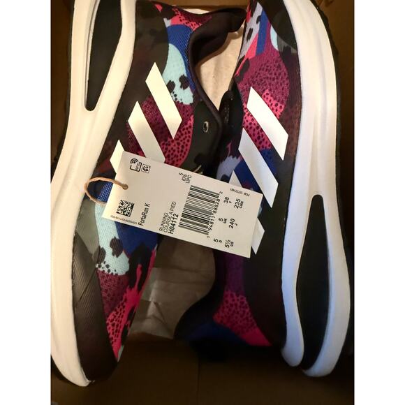 NEW Adidas FortaRun Shoes Size 5.5Y / 7 Women’s H04112 Black Pink - Picture 7 of 8
